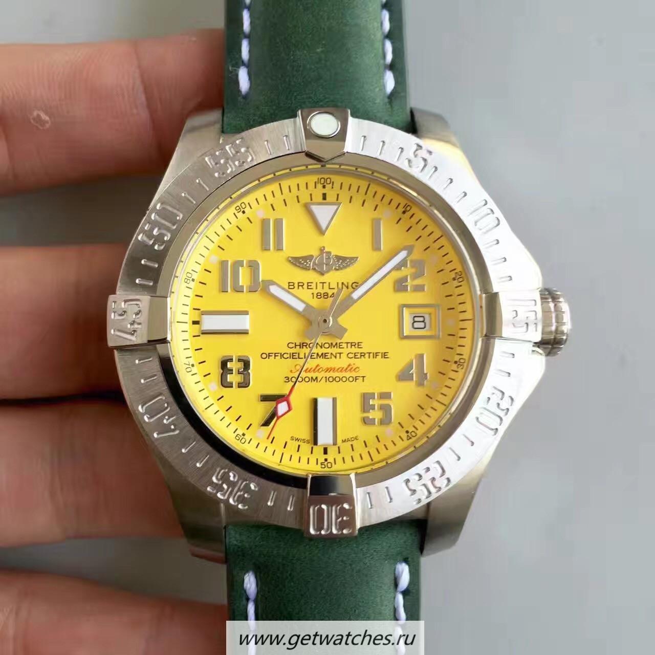 Shop Breitling Avenger II Seawolf A1733110/I519/189X/A20BASA.1 Noob Factory SS Yellow Dial 2836
